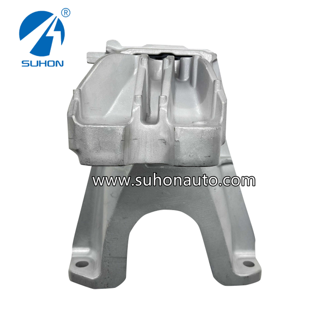faulty engine mount symptoms